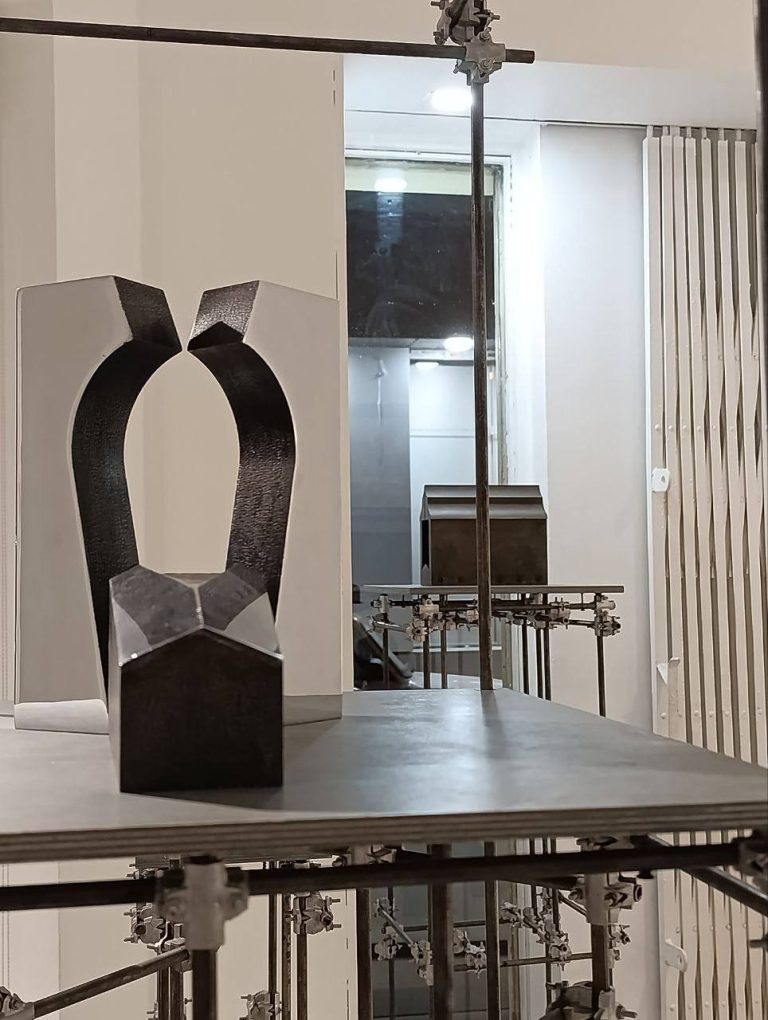 Ali khataei ilkhchi - nothing chest - installation views